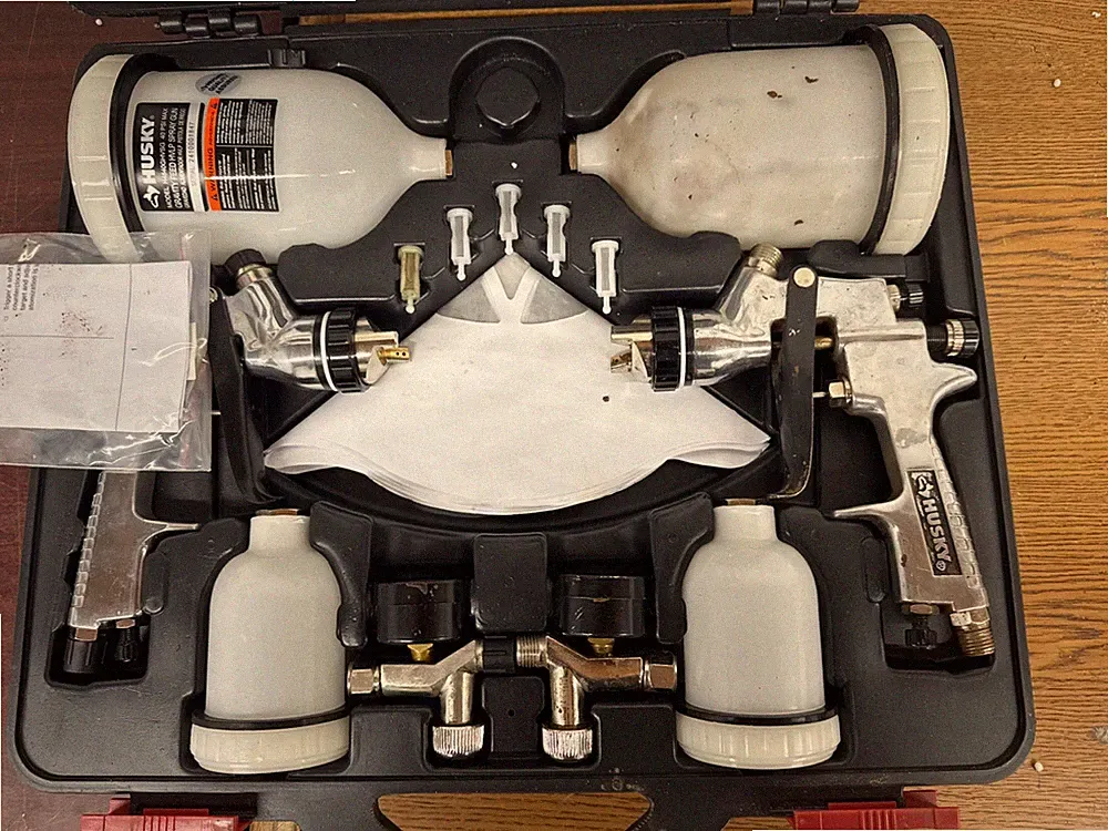 Husky HVLP and Standard Gravity Feed Spray Gun Kit